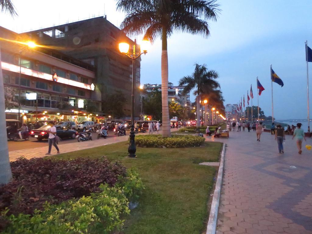 Khmeroyal Hotel Phnom Penh Extérieur photo